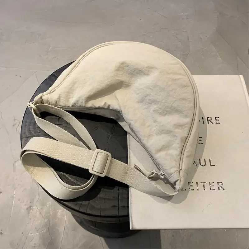 Simple Design Womens Messenger Bag Fashion Ladies Nylon Hobos Small Shoulder Bags Vintage Female s Purse Cloth Handbags Y250730