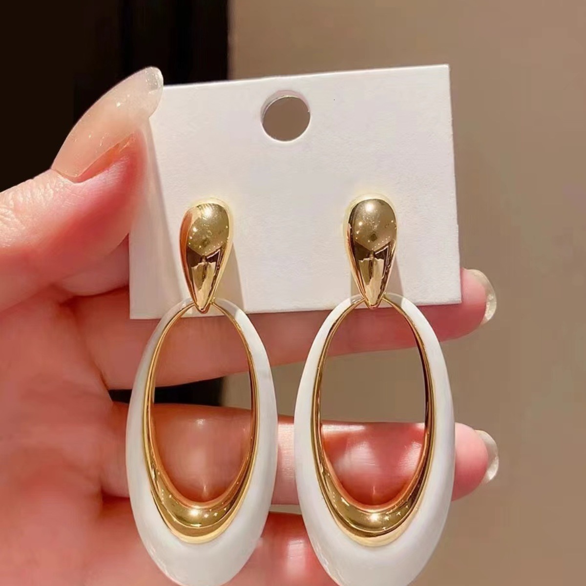 22K Gold-plated Enamel Drop Glazed Oval Earrings Free Shipping Designer Luxury Jewelry Simple Silver Needle Retro Earrings Fashiona Antique Style Earr