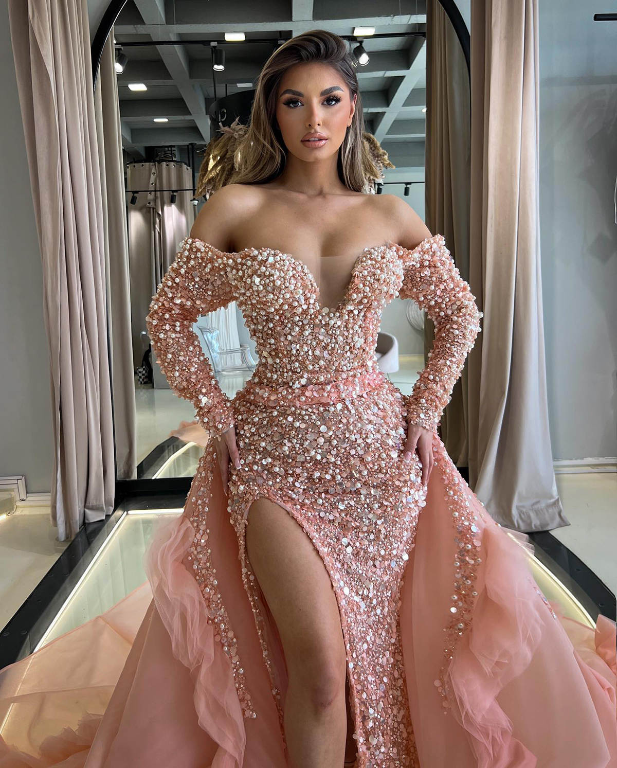 Stunning Prom Dresses Pearls Sequins Prom Gowns Detachable Train Side Split Off Shoulder Evening Party Dresses Customized