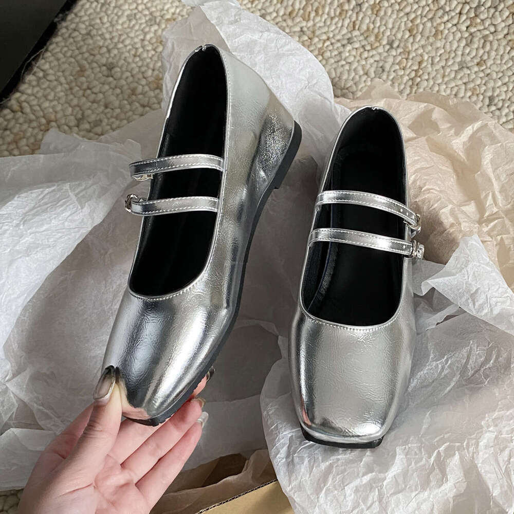 French Style designer shoes Petite Height Increasing 5cm Mary Jane for Women 2025 Spring and Autumn New Evening Breeze Silver Leather Shoes