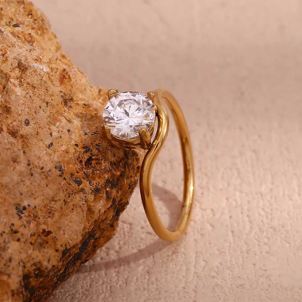 18K Gold Plated Waterproof Minimalist Wave Drop Round Zircon Ring 316L Stainless Steel Womens Rings Accessories y250730