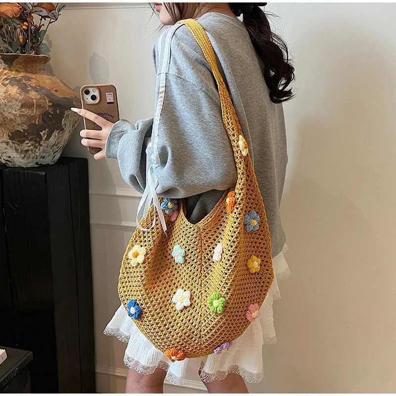 Korean Womens Woven One-shoulder Underarm Bag Large Capacity Commuter Beach Bag 2025 New Fashion Hand-held Net Bag Womens Bag Y250730