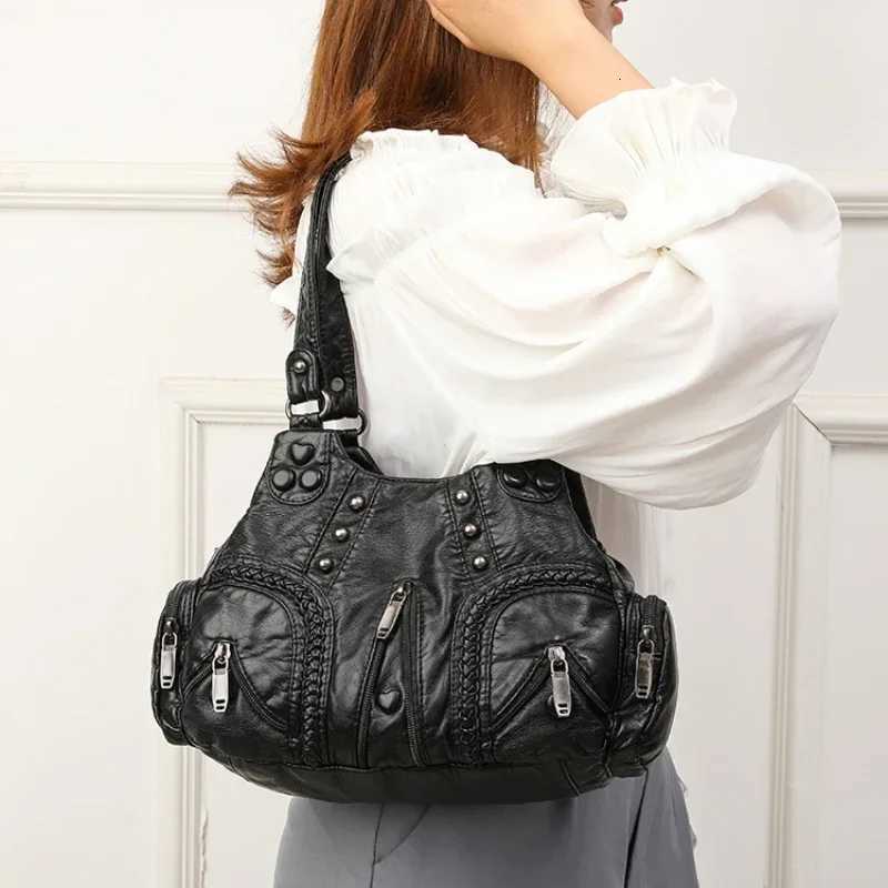 Pu Leather Black Y2k Women Shoulder Bag Vintage Punk Goth Fashion Designer Tote Bag Large Capacity Motorcycle Handbag Y250730