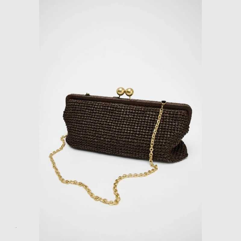 New Handwoven Raffia Shoulder Bag Womens Staw Crossbody Bag Vacation Clip Bag Clutchs Summer Design Baguette Bag Y250730