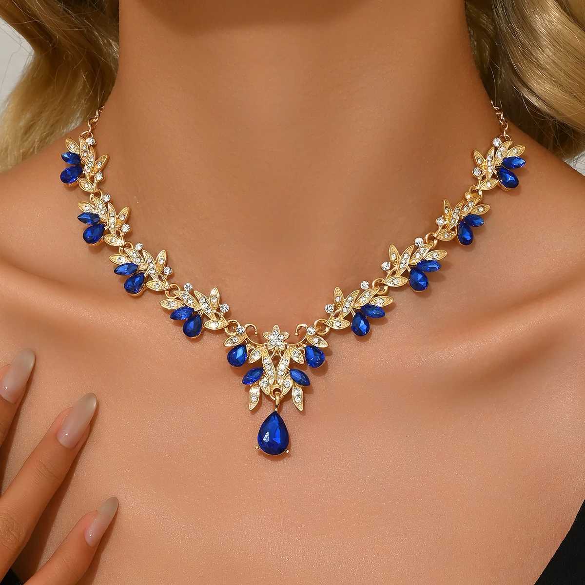 1PC Womens Fashion Geometric Water Drop Pendant Necklace Jewelry Suitable for Date Party Festival Gift2168 Z250731 Z250910