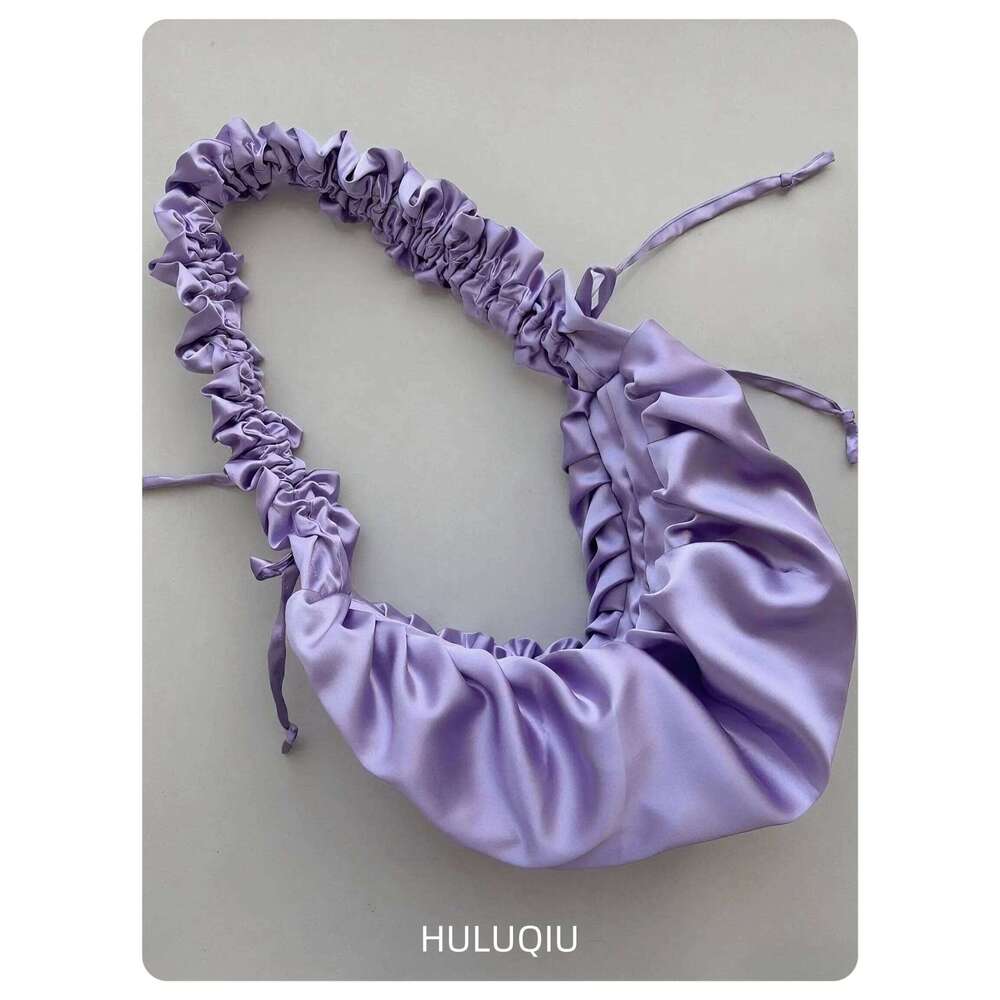 Designer Bag Luxury Bag Chic Silk Fabric Women's Shoulder Bag with Adjustable Chains Versatile Designer Purse for Shopping Spree