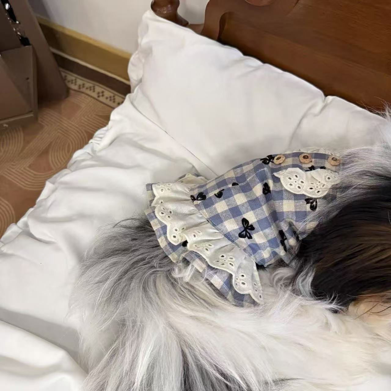 T861 Retro plaid shirt new dog clothes spring and summer thin college style dress Bichon Maltese