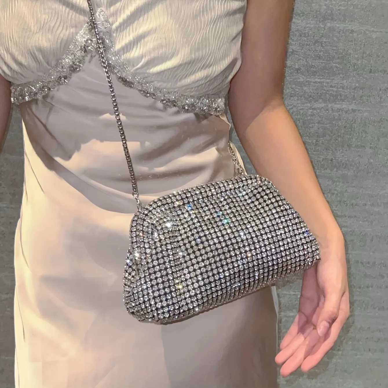 Glitter Cloud Bag Womens Handbag Crystal Shiny Rhinestones Diamond Evening Bag Wedding Party Clutch Purse Shoulder Bags Y2508091
