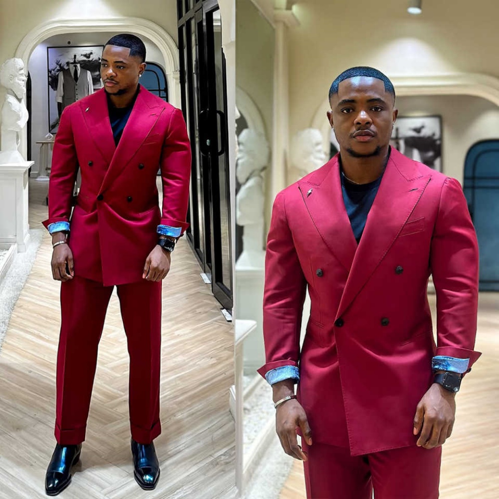 Formal Red Mens Tuxedos Peaked Lapel Double Breasted 2 Pieces Groom Dinner Party Male Prom Blazers Customized Coustome Homme