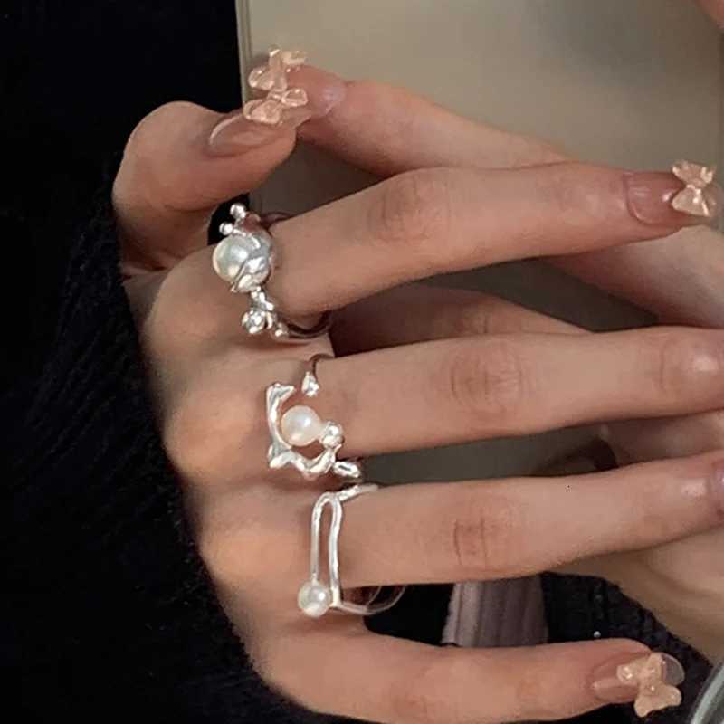 FOXANRY Pearl Couples Rings for Women Couples New Fashion Vintage Handmade Hollow Geometric Birthday Party Jewelry Gifts y250730