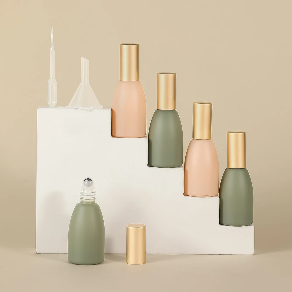 10 Pcs Pink/Green Essential Oil Roller Bottles 12ml Empty Protection Leakproof with 5 Funnel and 5 droppers for Travel Perfume 250726