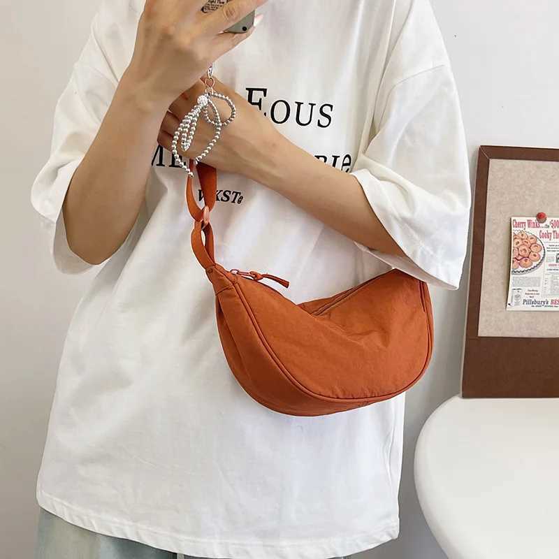 Simple Design Womens Messenger Bag Fashion Ladies Nylon Hobos Small Shoulder Bags Vintage Female Girls Purse Cloth Handbags G250729
