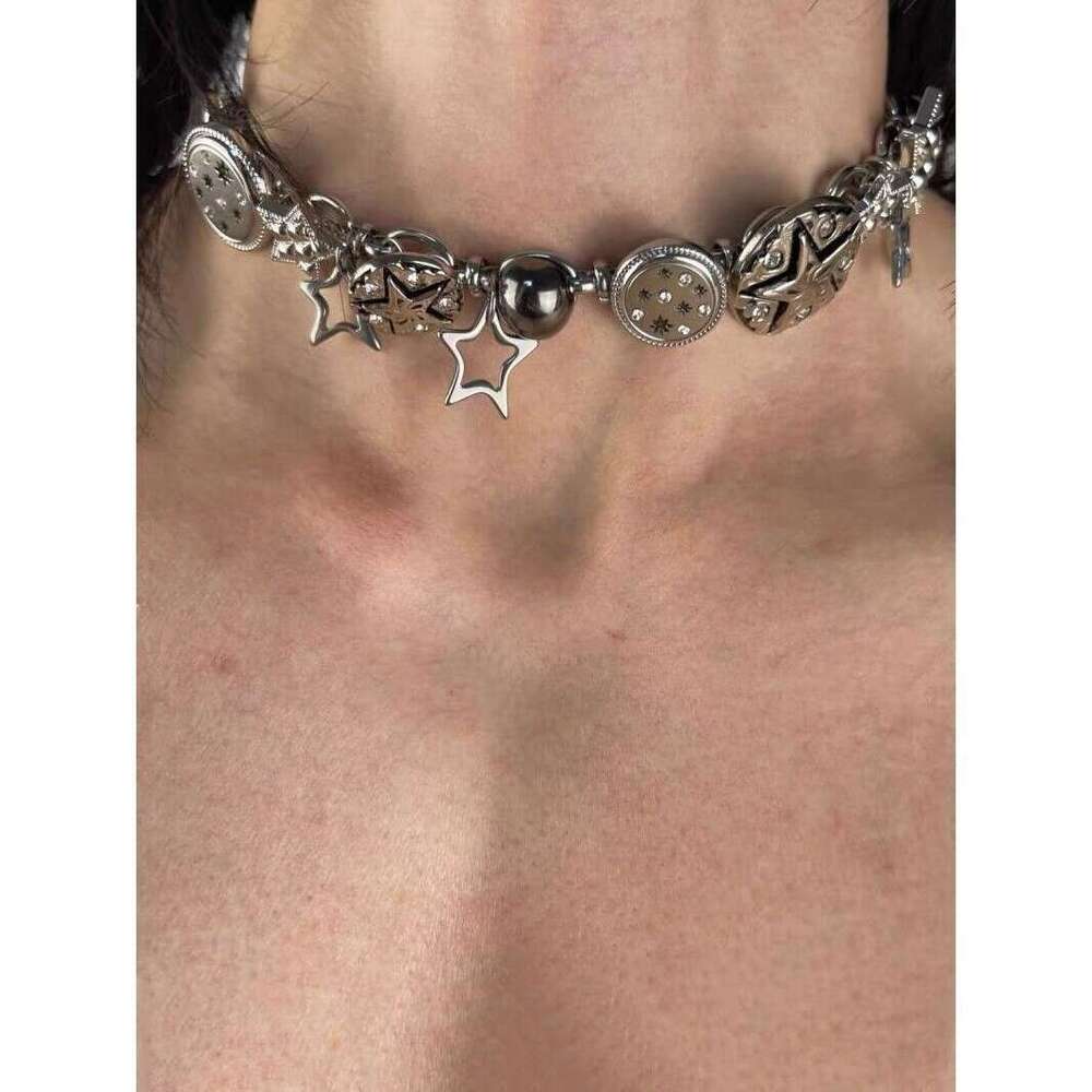 FUXIN Chinese Punk Star Titanium Steel Necklace Niche Design Exquisite Vintage Button Splicing Choker f95
