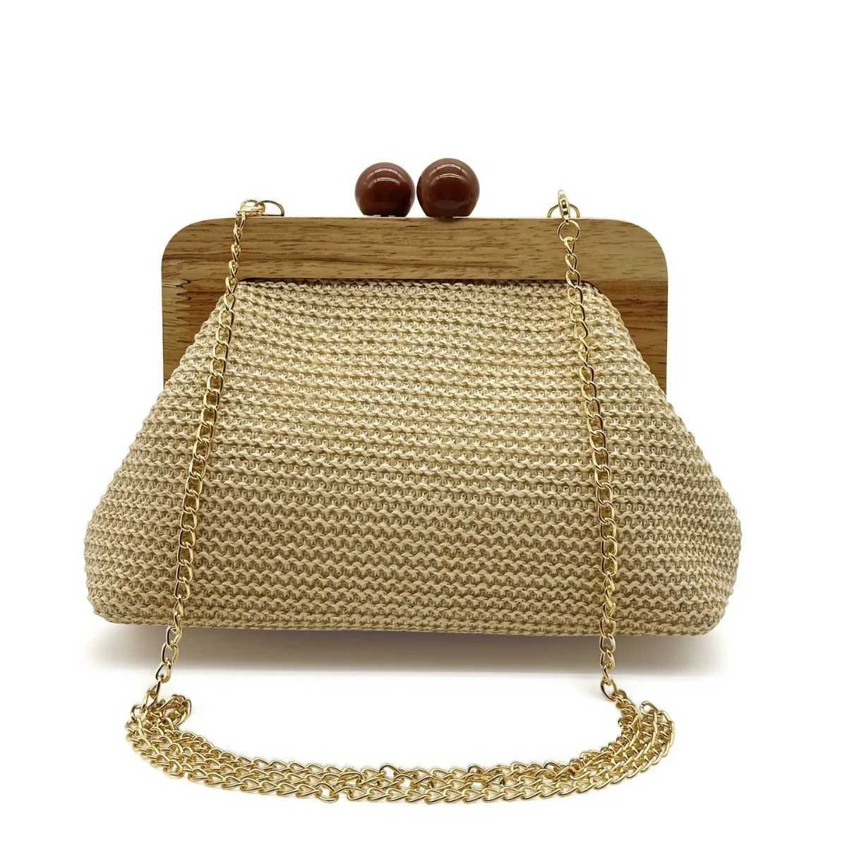 Fashion Wooden Clip Shell Clutch Bags for Women Straw Chains Shoulder Crossbody Bags Casual Summer Beach Bag Elegant Party Purse Y250730