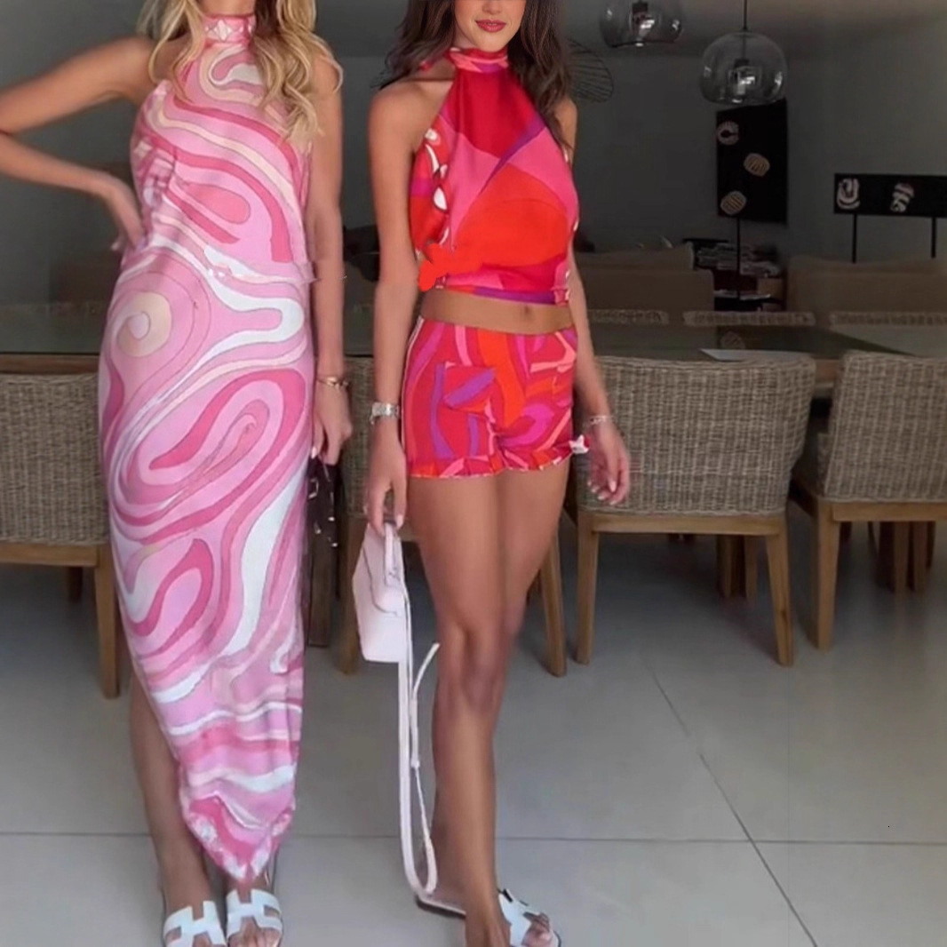 2025 New Lace-up Vacation Backless Top and Shorts Set for Women NTZ6025