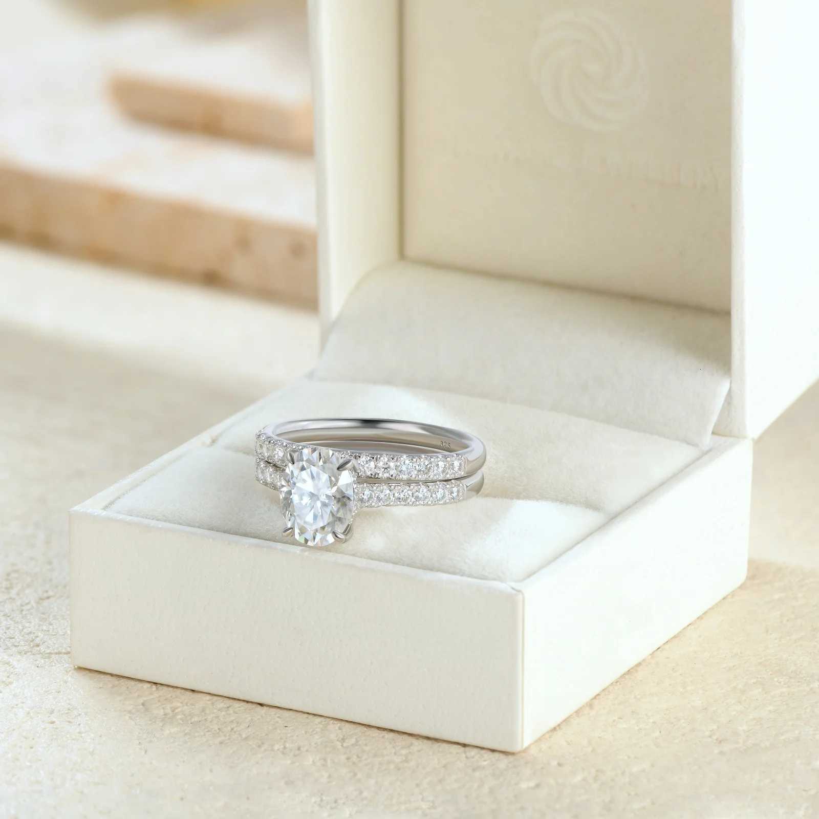 2Ct Oval Moissanite Wedding Rings Set for Women D color VVS1 925 Sterling Silver Luxury Engagement Ring y250730