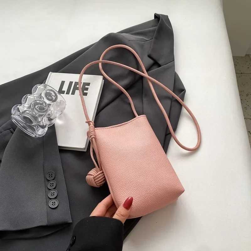 Women Leather Small Crossbody Bag Designer Cell Phone Bag Lightweight Fashion Shoulder Bag Ladies Travel Purse Y250730