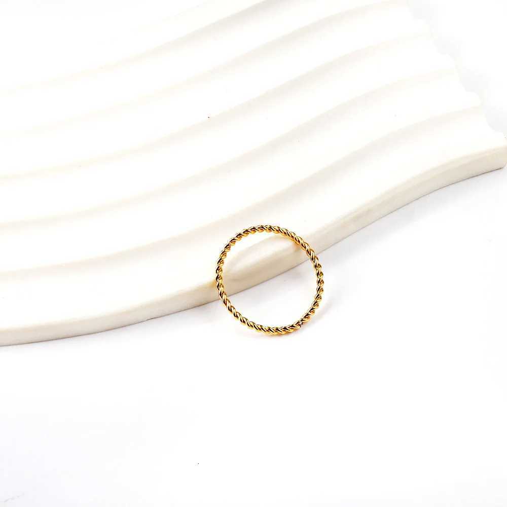 LUXUSTEEL Stainless Steel Women Rings Simple Twist Rope Coin Heart Round Texture Waterproof Finger Bands Ring Wedding Jewelry y250730