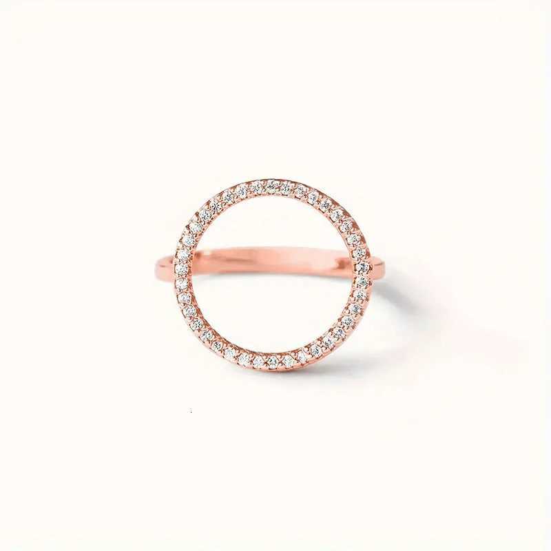 8 Hollow Round Shaped Finger Ring for Women Sparkling CZ Minimalist Wedding Rings Statement Accessories Drop Ship Jewelry y250730