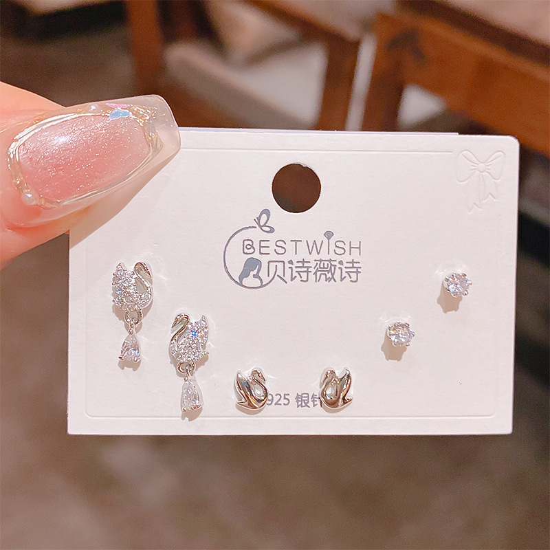 Free Shipping Designer Luxury Jewelry Silver Needle Thick Gold Plated Exquisite Zircon Small Earrings 6-piece Set Three Pairs High-end Fashion Earring