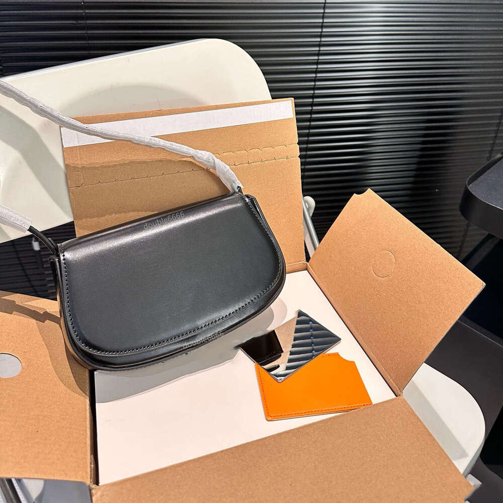 High Quality Mini Shoulder Bag Leather Underarm Bag Designer Crossbody Bag Solid Color Large letter tote Bag Women's Messenger Bag Travel Bag phone bag wallet