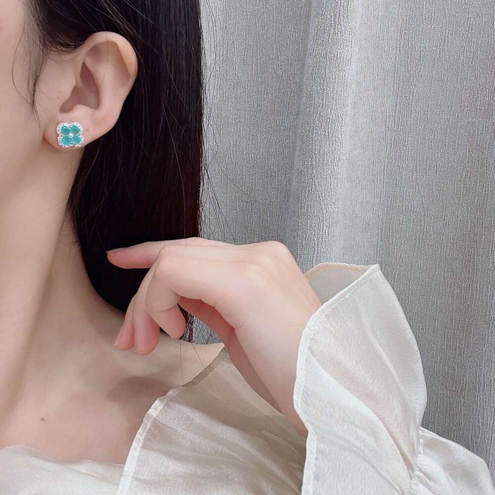 TikTok Same Style Blue Four-Leaf Clover Edge Full Zircon Main Body Sier Tone Fashion 2025 Spring New Earrings 1ea