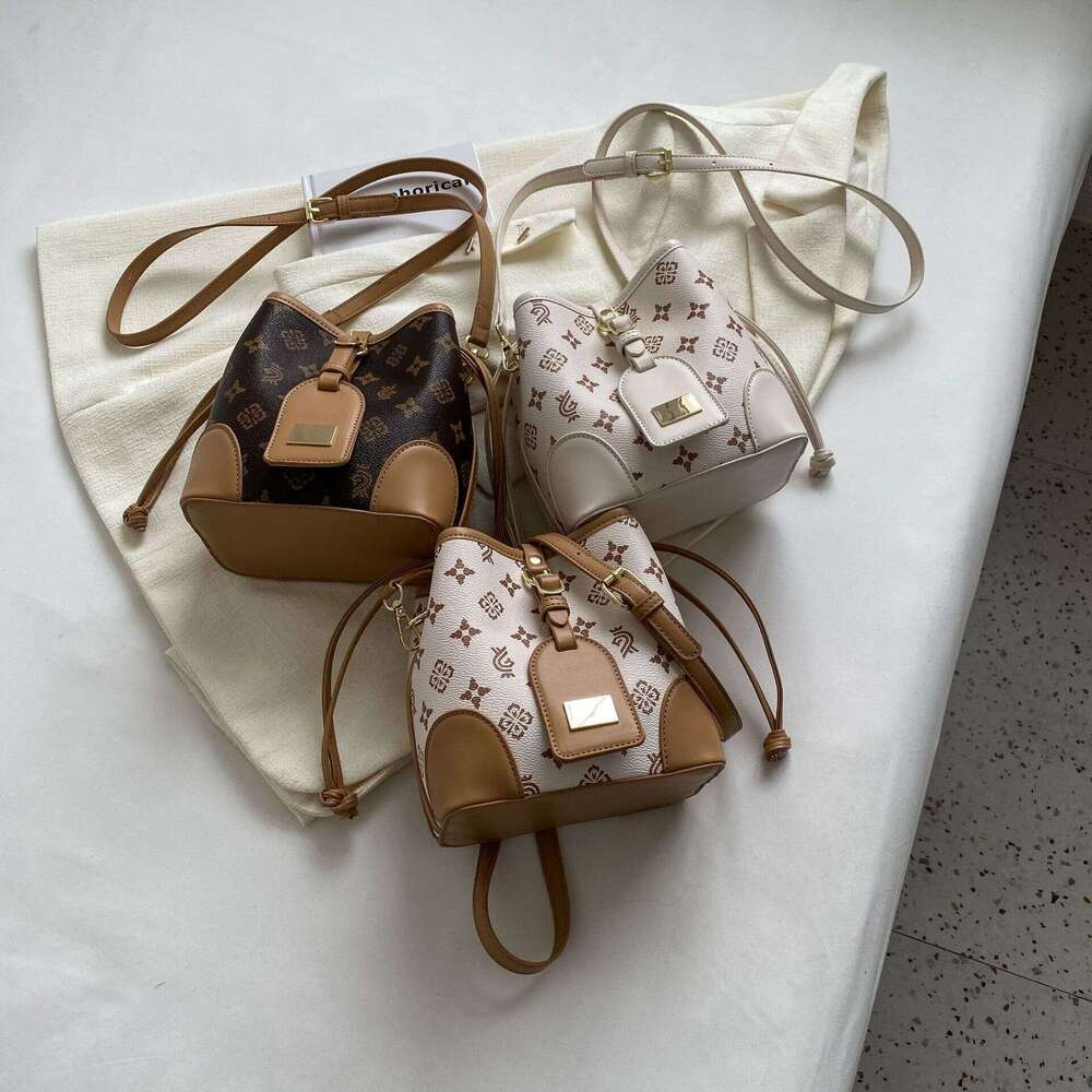 Designer for Women 2025 New Trendy Fashion Old Flower Crossbody Bucket Color-Block Texture Shoulder Bag