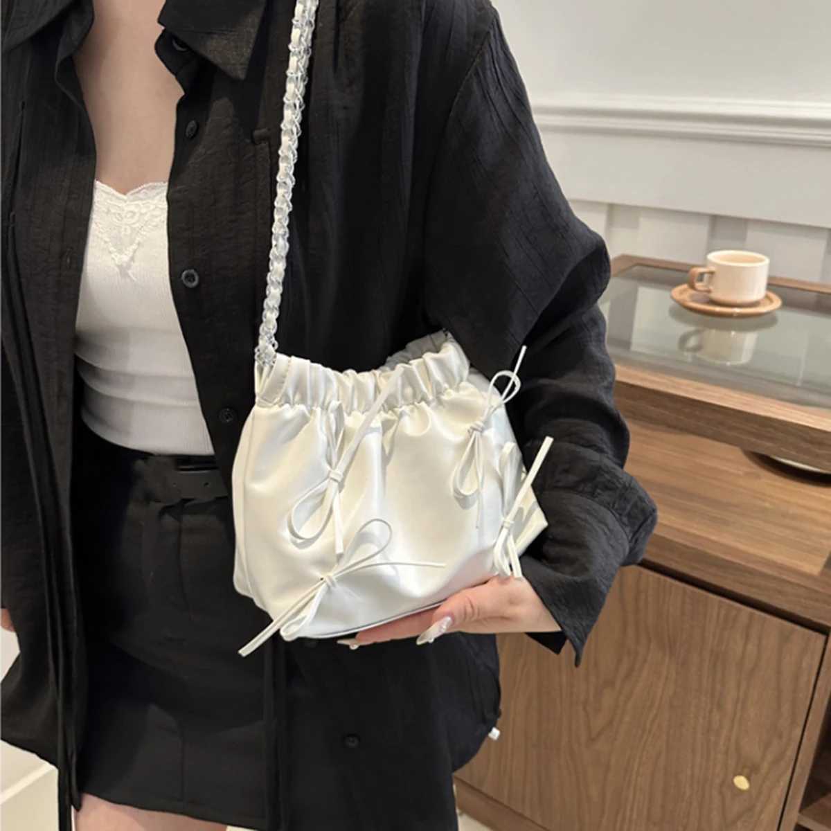 White fashion large capacity fold design bow simple casual crossbody bag Commuter bucket bag stylish shoulder bag 1 pack Y250730
