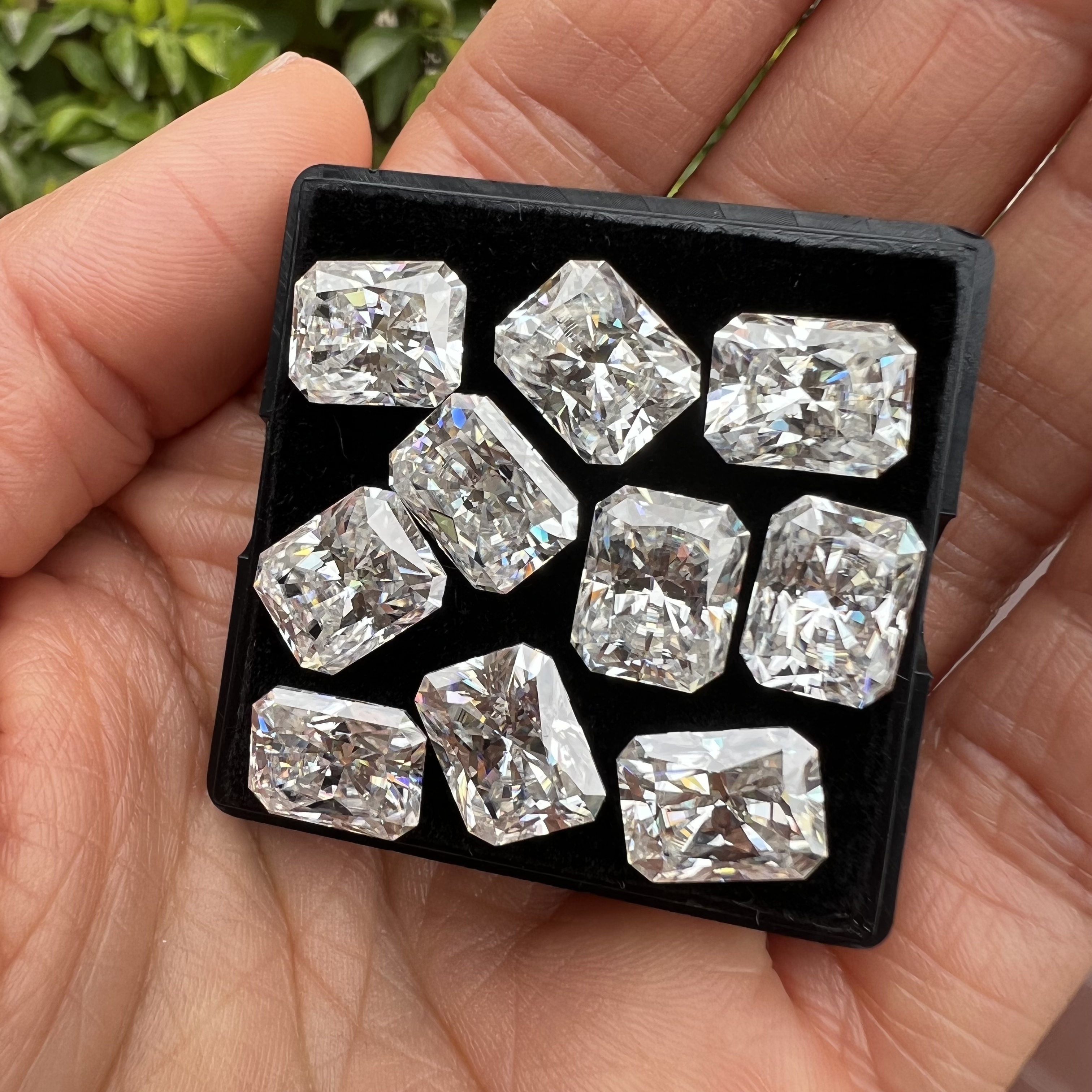 Factory Wholesale Radiant Automatic Cut 100% Moissanite Stone White D VVS1 Colour Excellent Loose Diamond Pass Tester Gems for Jewelry Making