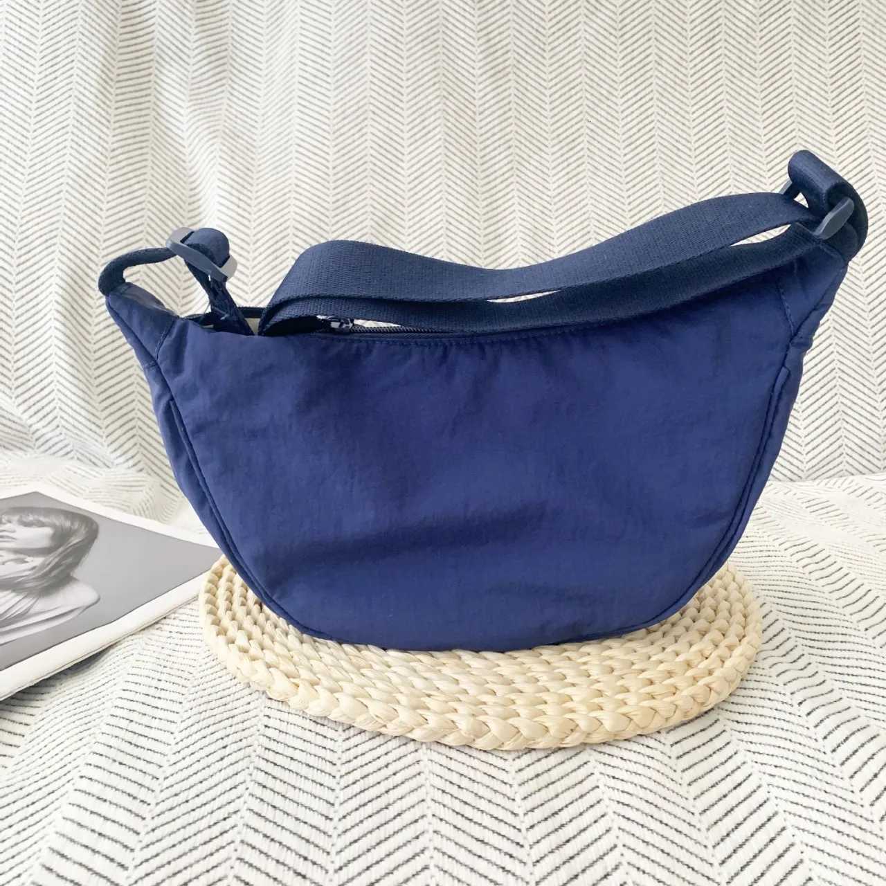 Casual Nylon Hobos Shoulder Bags for Women Lightweight Portable Ladies Crossbody Bag Simple Solid Color Female Handbags Purse Y250730