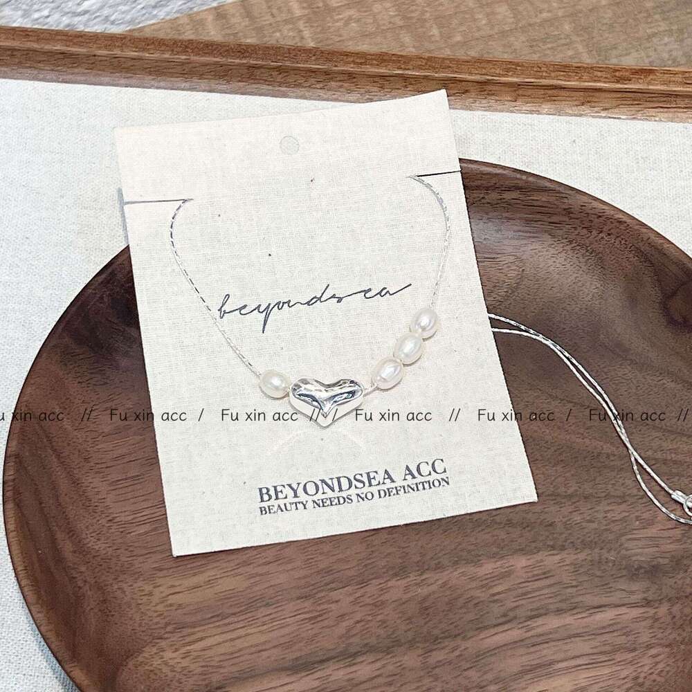 Autumn Winter New Natural Freshwater Pearl Beaded Necklace for Women, Niche High-end Irregular Flat Bean Collarbone Chain Choker cf1