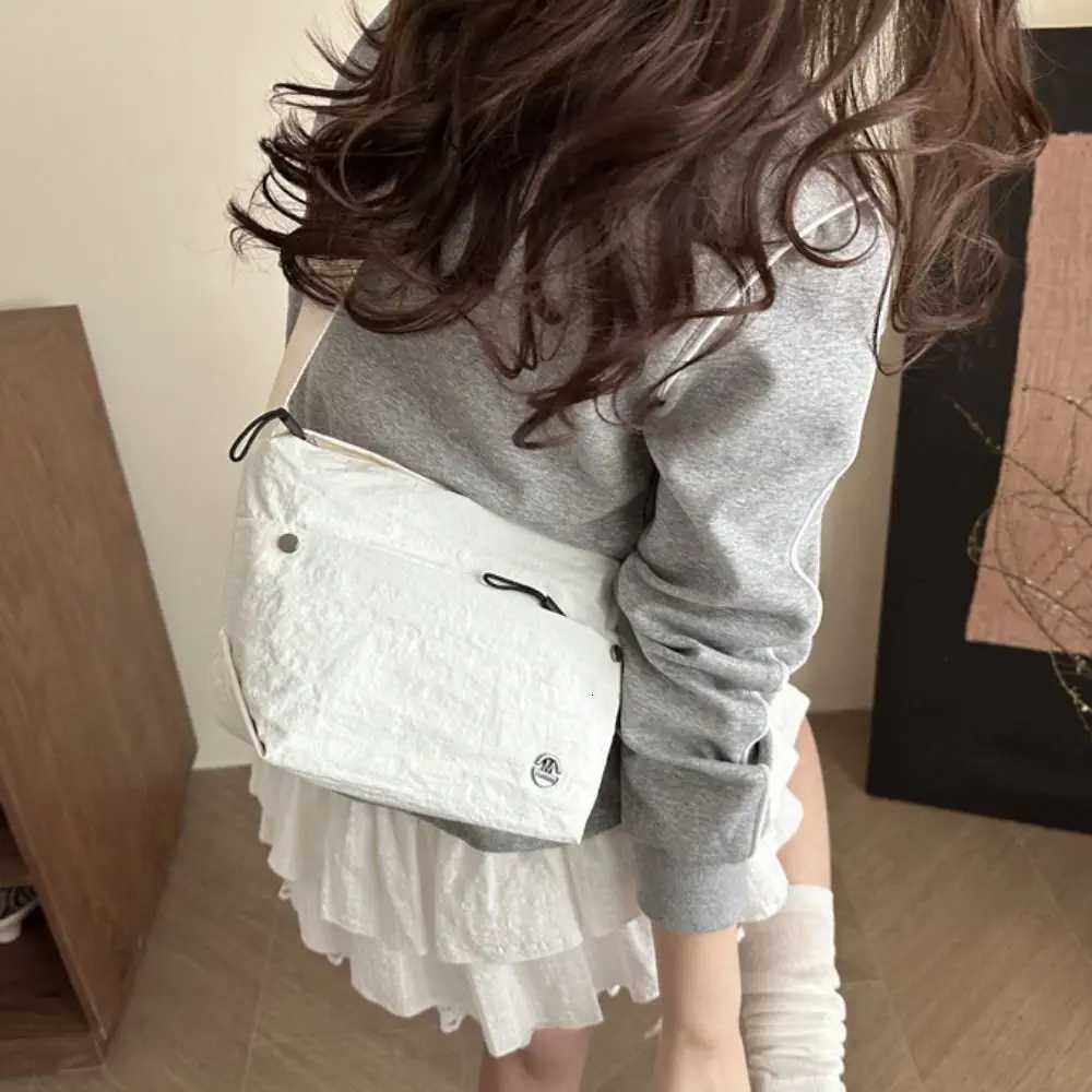 Mini Quick-dry Nylon Shoulder Bag Portable Pendant Men Crossbody Bag Solid Color Korean Style Mobile Phone Pack Daily Y250730