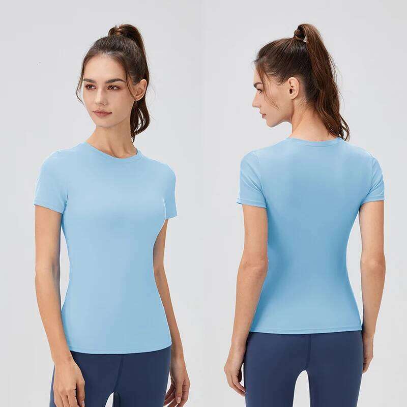 2024 Sports Shirt Tight Yoga top Quick Dry Gym Top Outdoor Short Sleeve Running Sportswear Women T-shirts