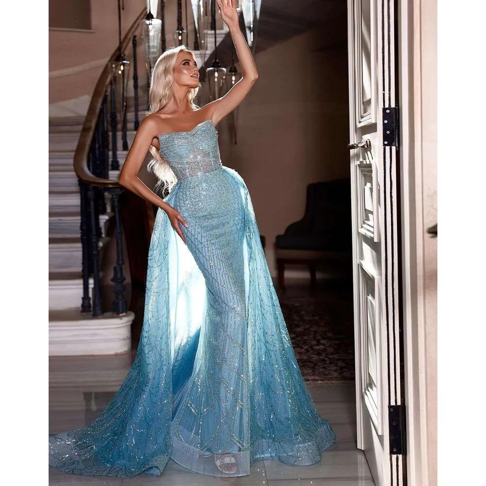 Sparkly Backless Princess Sky Blue Prom Dress Sequins Beading Evening Gowns Strpless Custom Made Formal Dresses Vestido De Novia Plus Size