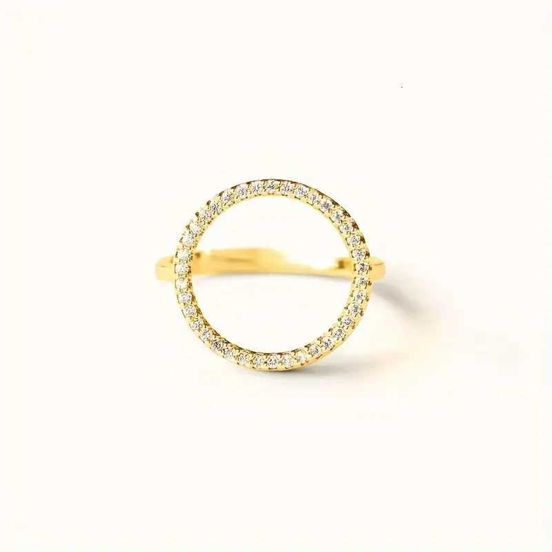 8 Hollow Round Shaped Finger Ring for Women Sparkling CZ Minimalist Wedding Rings Statement Accessories Drop Ship Jewelry y250730