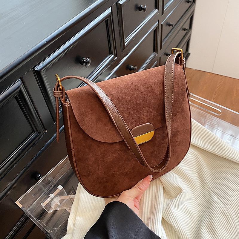 Single Shoulder for Women, Underarm Large Capacity Women's Bag, 2024 New Model, Niche Versatile Suede Leather Crossbody Saddle Bag ddmymoon