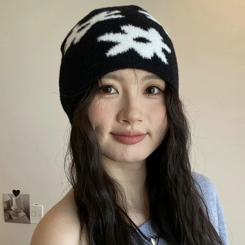 Women Hat Beanie Knitting Letter Graphic Winter Hip Hop Harajuku Y2k Streetwear Black Aesthetic Korean Fashion Pullover Unisex 250730