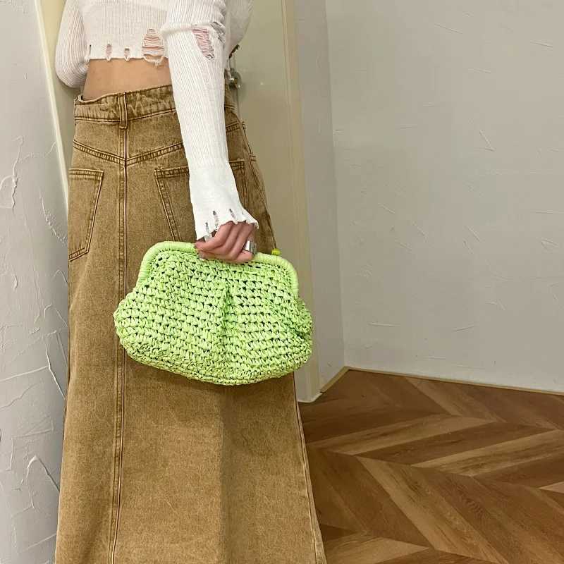 Gusure Summer Designer Shoulder Crossbody Bag Straw Weaving Clutch Purse Women Dumpling Crossbody Beach Bag Fashon Cloud Pouch Y250730