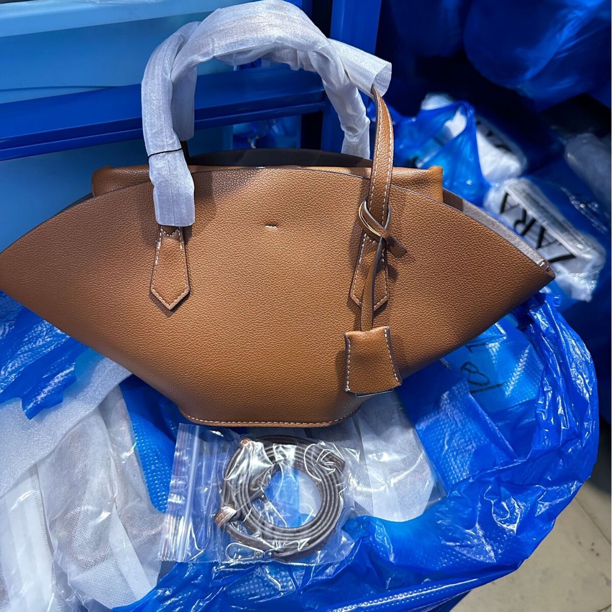 New Home Cross border Autumn/Winter Dark Brown Yellow Office Commuter Handbag Designer Bag Single Shoulder Crossbody Bag