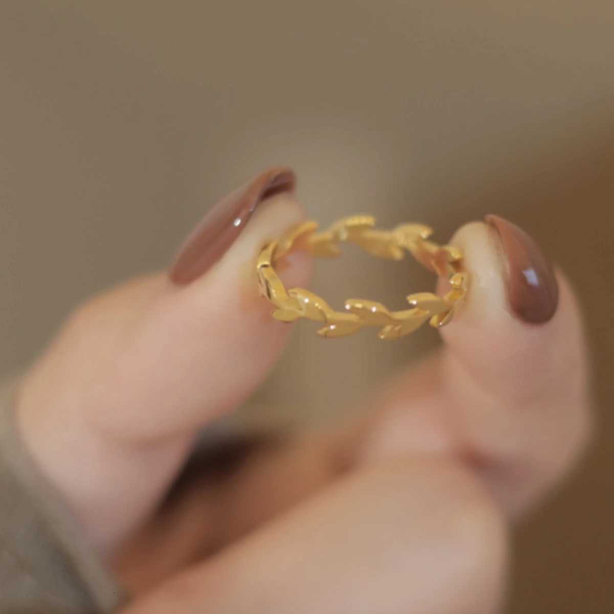 Stainless Steel Fashion Womens Open Enclose Leaf Rings Girls Botanical Women Knuckle Leaves Rings Wedding Party Jewelry y250730