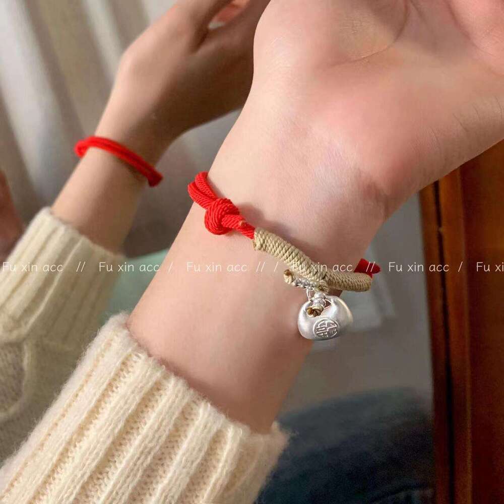 Light Niche New Chinese Braided Rope Little Fat Fu Pendant Bracelet Versatile Exquisite Layered Wristband Sweet American Style Hand Jewelry d67
