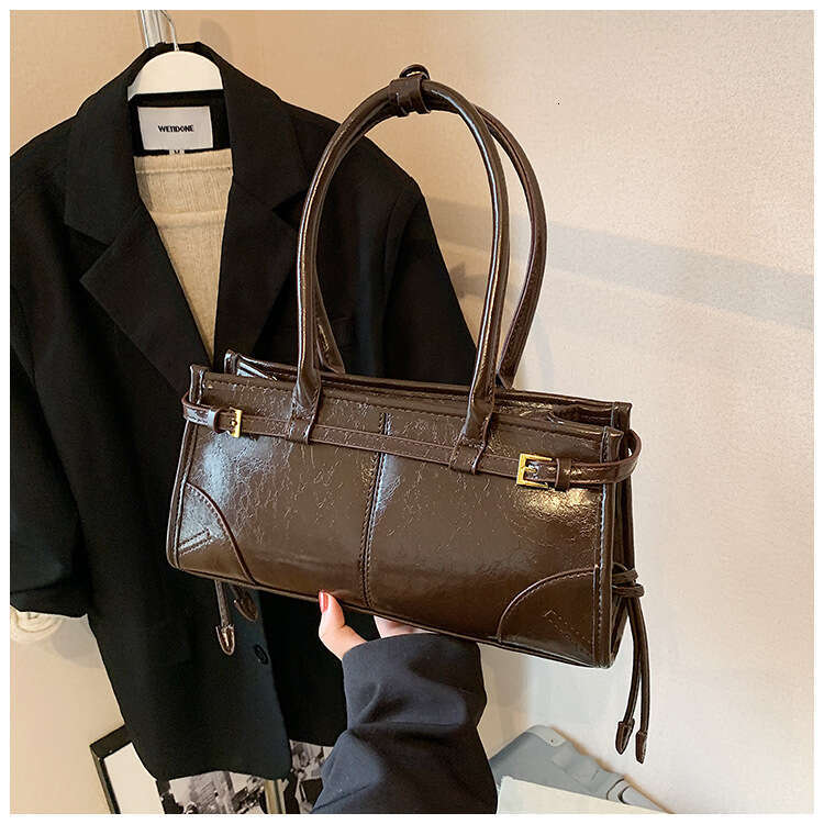 Handheld Shoulder Bag - Brown Lacquered Leather Commuter Big Bag, Fashionable and Versatile, Outdoor Women's Bag