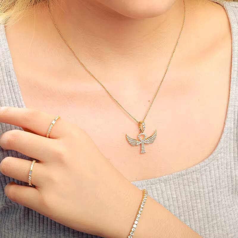 Newest Design Wing Shape Cross Pendant 18K Gold Plated 925 Sterling Silver VVS Moissanite Diamond Hip Hop Cross Pendant Necklace