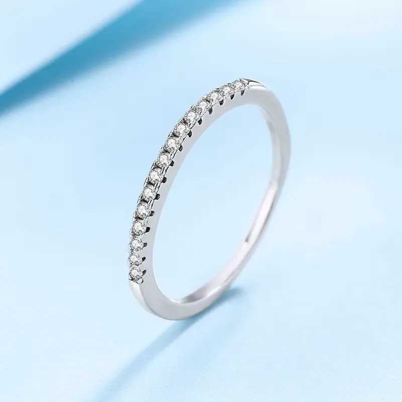 925 Sterling Silver Moissanite Ring with White Gold Plated Lab Diamond Eternity Band Engagement Wedding Rings for Women y250730