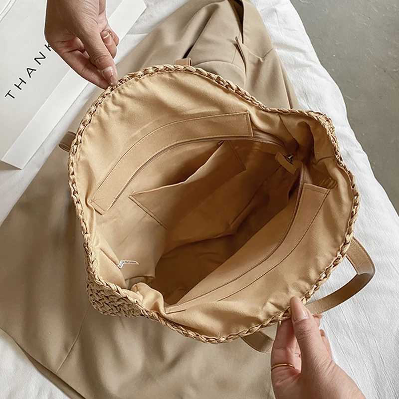 Summer Round for Women Rattan Shoulder Bag Travel Handmade Woven Beach Handbags Female Large Capacity Totes Bag Y250730