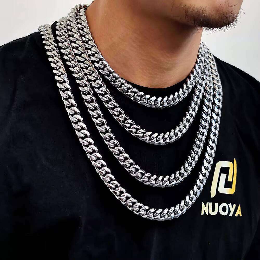 Best Seller Men's Personalized Stainless Steel Cuban Link Chain Necklace Full Dia Hip-Hop Style Gold Plating Spring Buckle