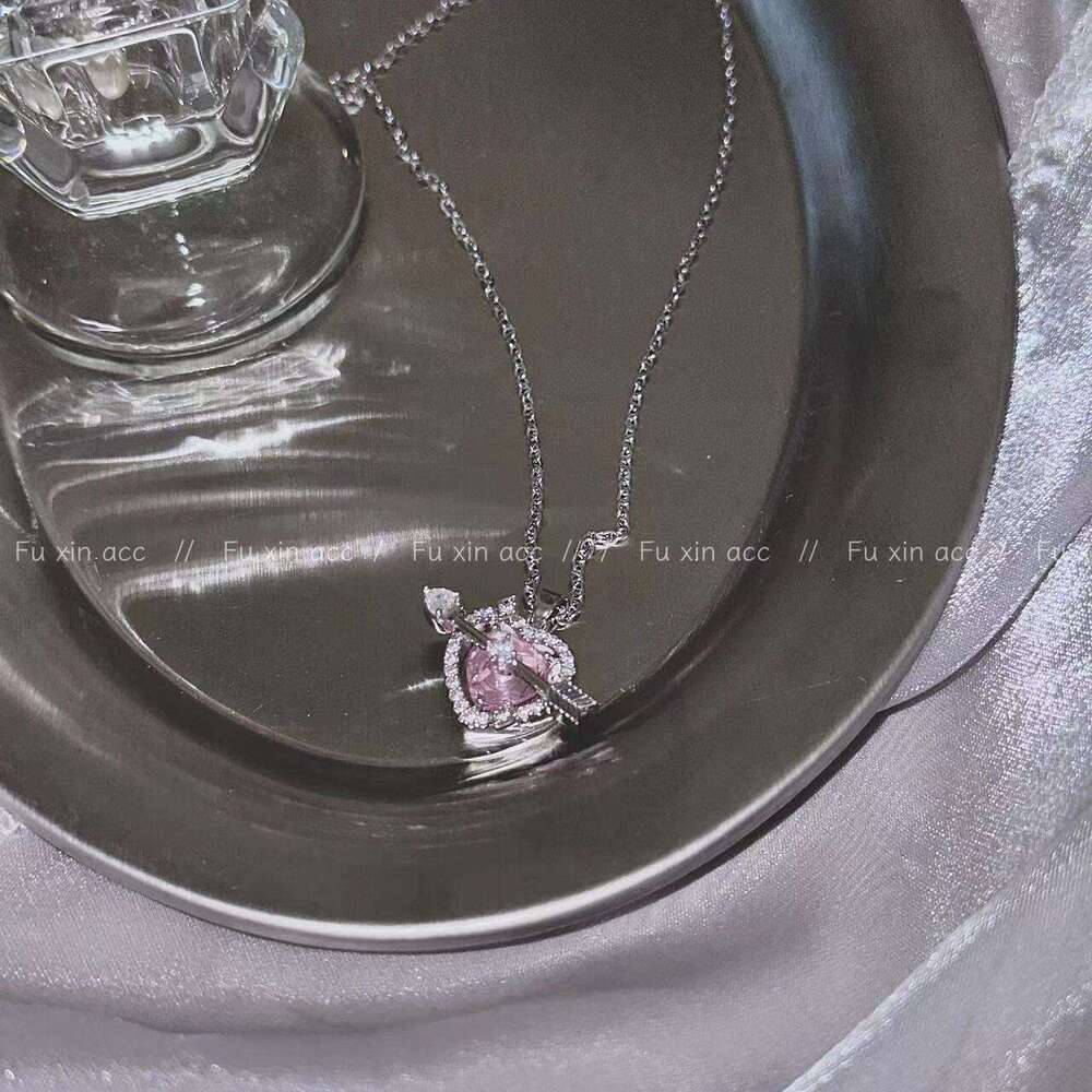 Sweet Style Heart Pendant Necklace for Women, Light Niche Fashion Collarbone Chain with Zircon, Pure Desire Accessories 793