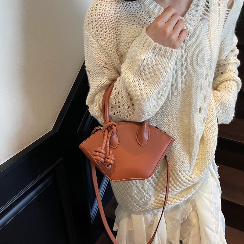 Trendy Shell Handbag for Women 2025 New Niche Design Casual Shoulder Versatile Crossbody Bag ddmymoon