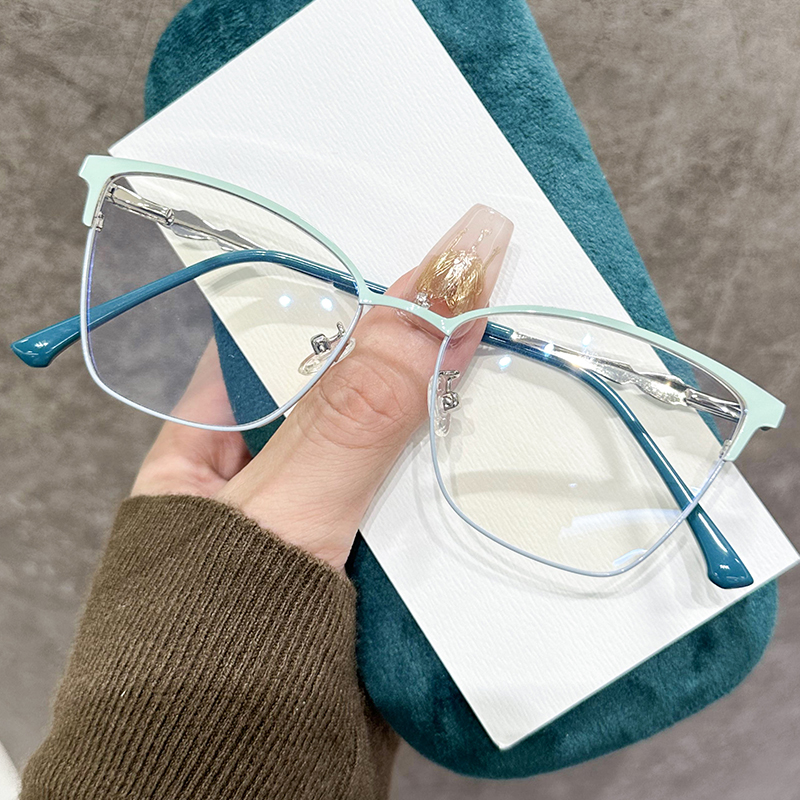 2025 new men's and women's cat's eyeglasses metal eyeglass frames myopia glasses G98-028