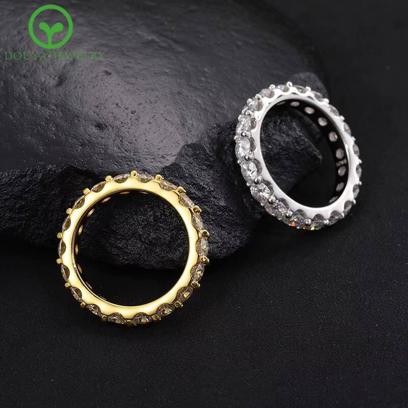 Exquisite Womens Fashion Jewelry Rings Elegant 925 Silver 14k Gold Moissanite Ring for Party Formal Events